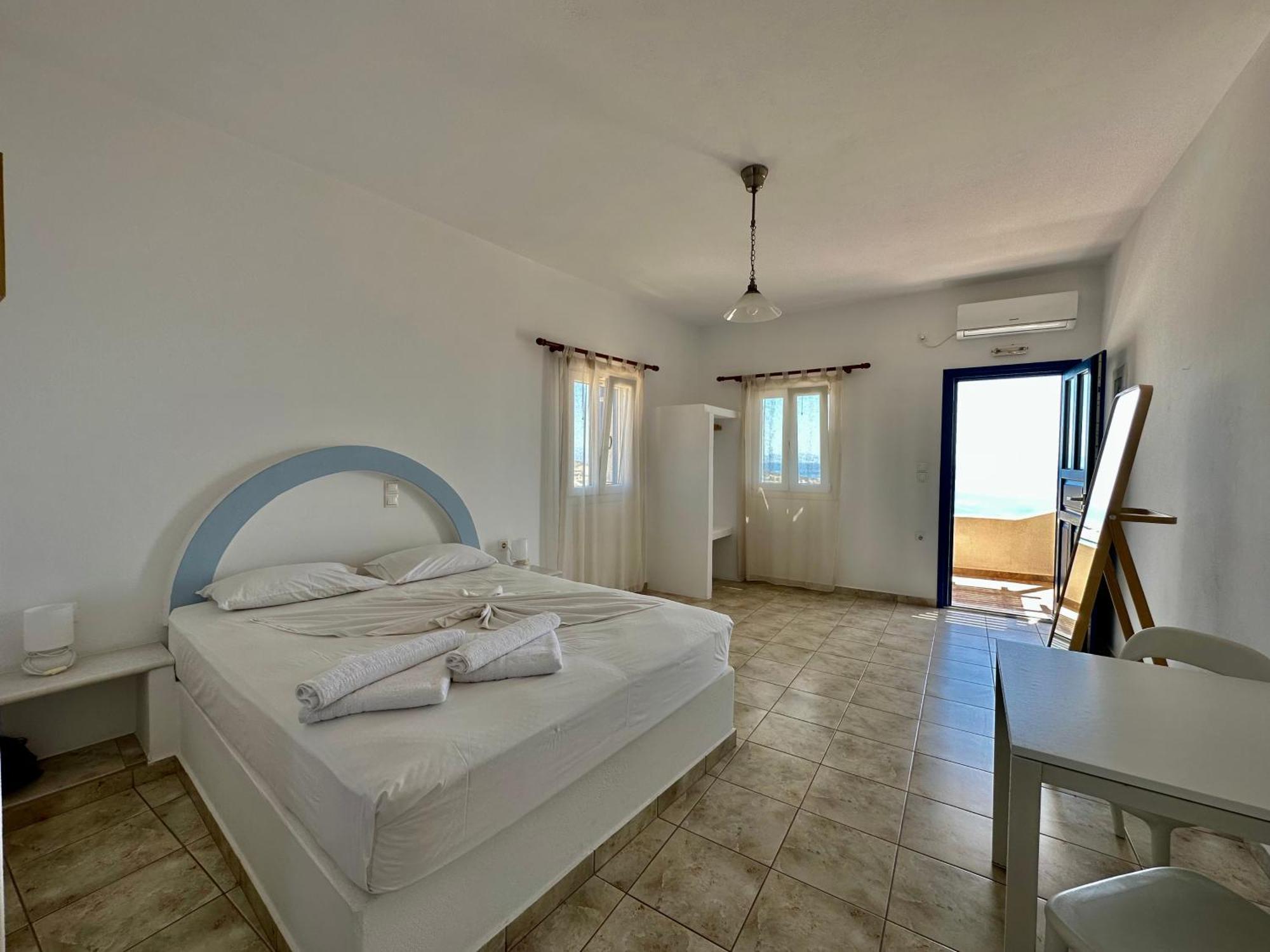 Restia Apartment Donoussa Exterior photo